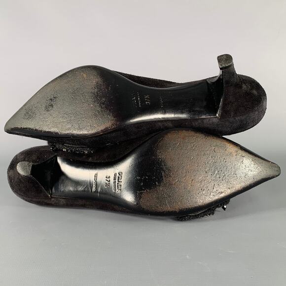 PRADA Size 7.5 Black Suede Beaded Embellishment Heels Pumps - Picture 6 of 9